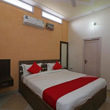 OYO 23246 Mann Bed And Breakfast Rājpura Exterior foto