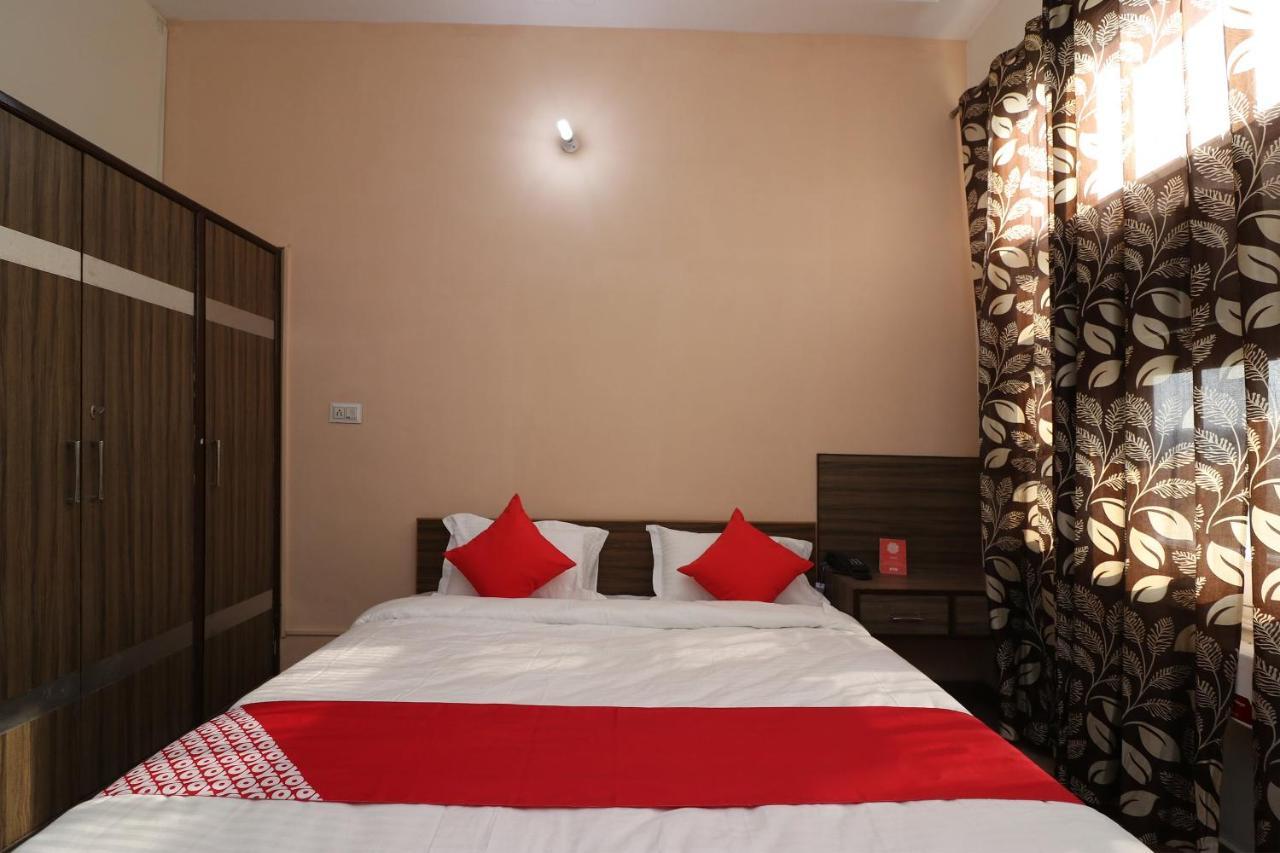 OYO 23246 Mann Bed And Breakfast Rājpura Exterior foto